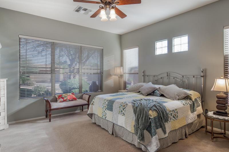 018_Master Bedroom En suite