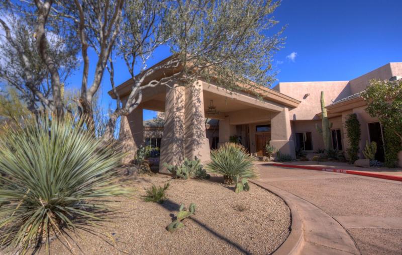 006_Community Center Entrance