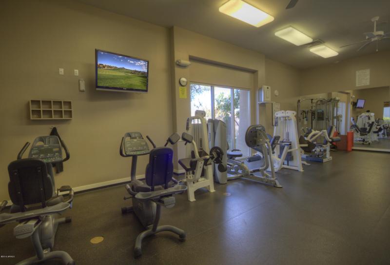 013_Weight Machine Room