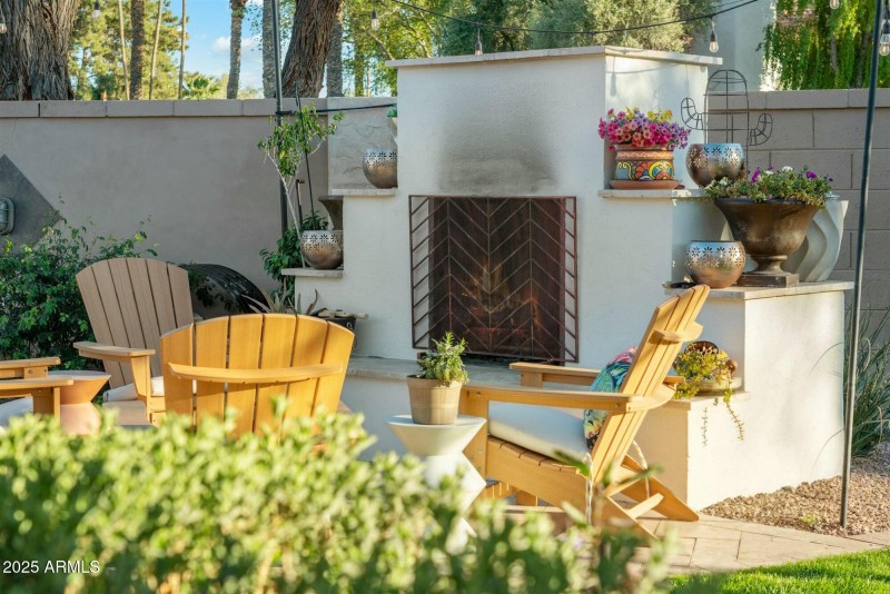 Outdoor Fireplace