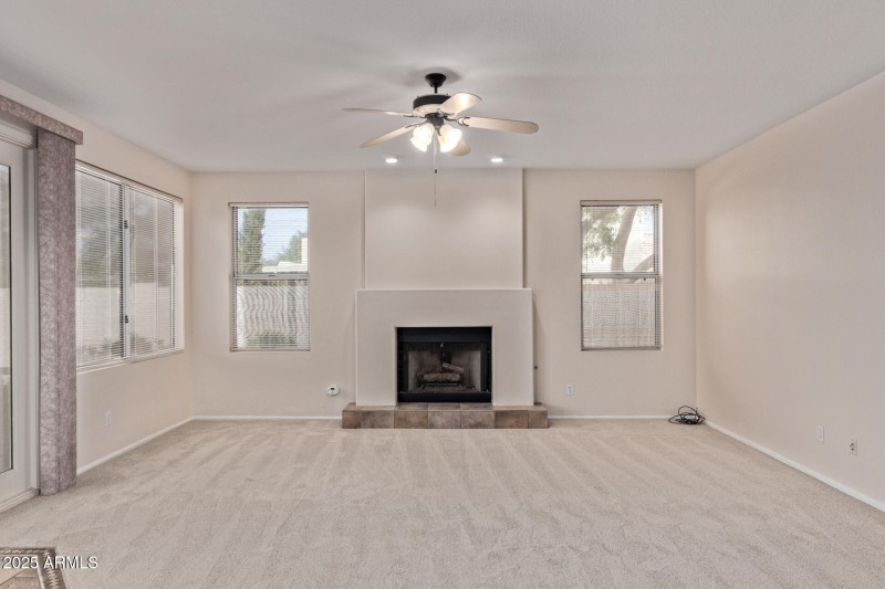 Family Room off of Kitchen - Candlewood