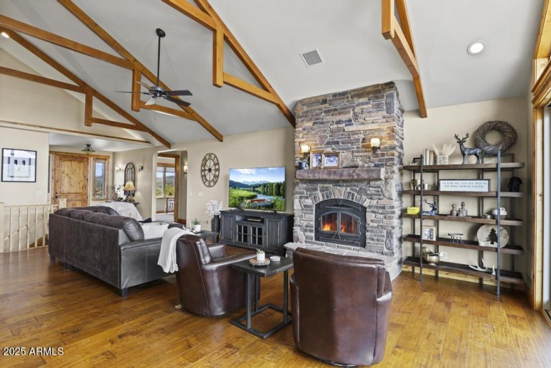 Great Room with Fireplace