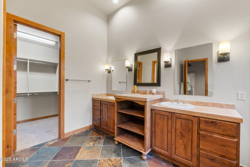 33-Primary Bathroom (1)