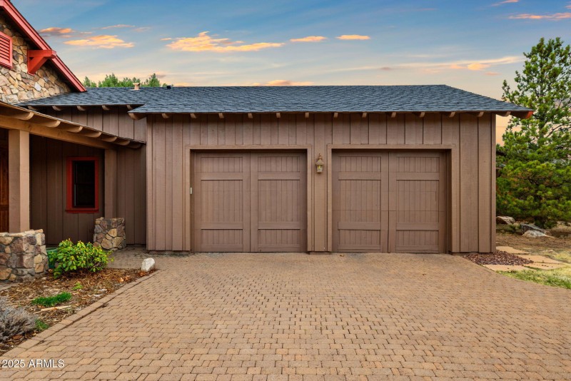 51-Garage (2)