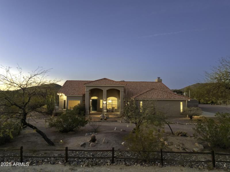 UAS Twilight Center Fenceline