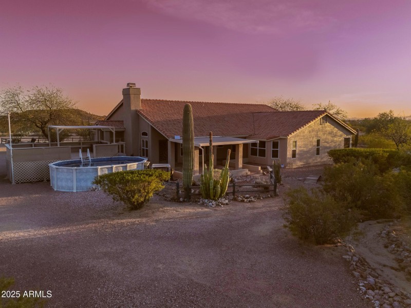 UAS Twilight Back Left