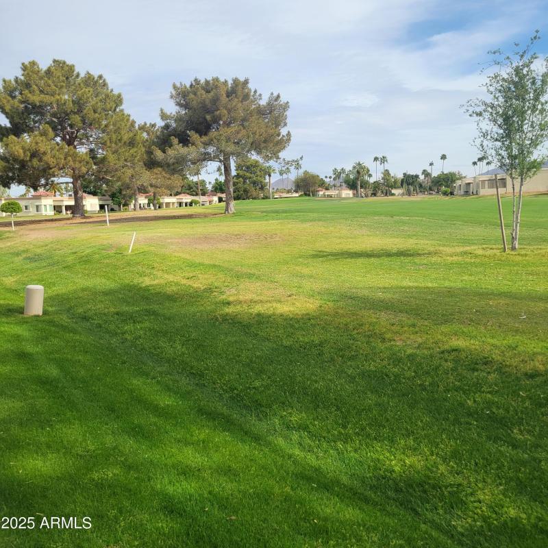 729 Golf course view