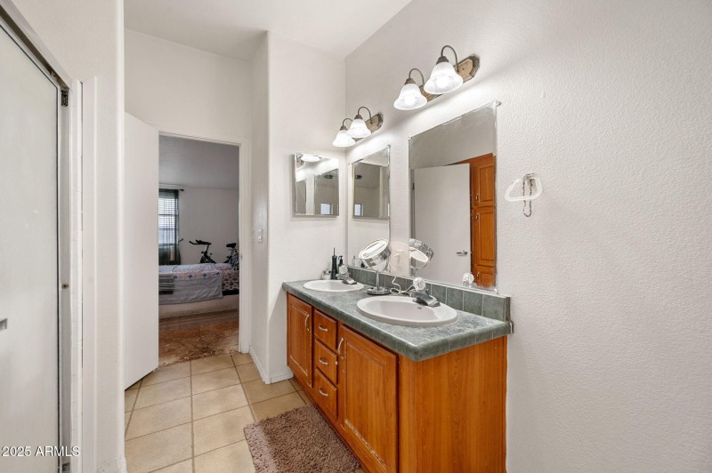 14-Primary Bathroom