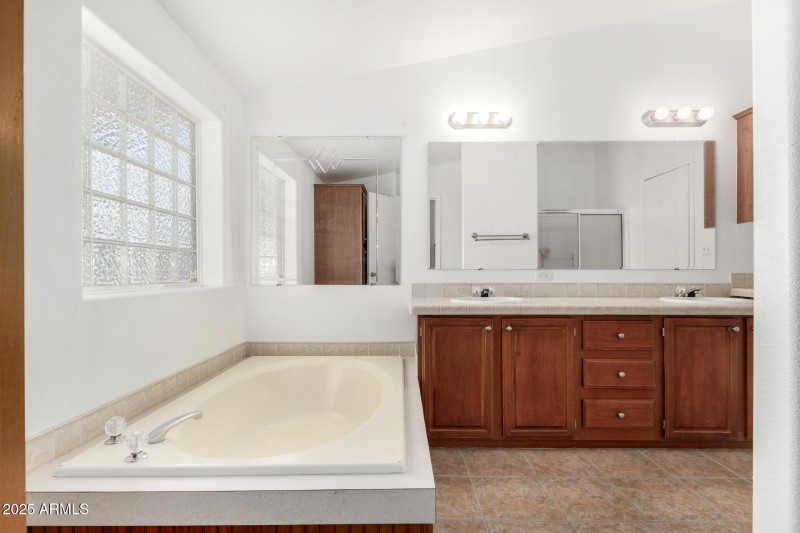 Separate Tub