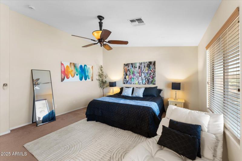 29-029-primary-bedroom