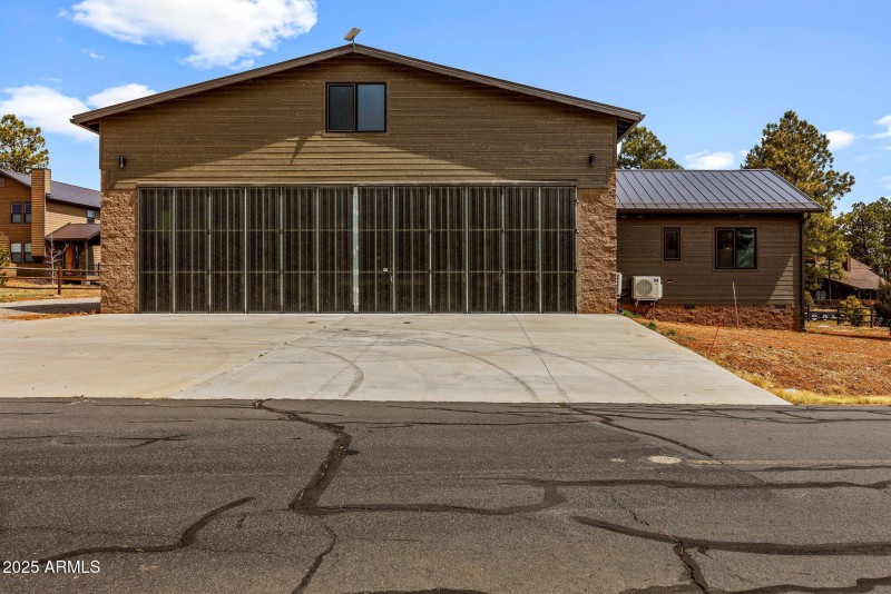 2270 Spitfire Circle