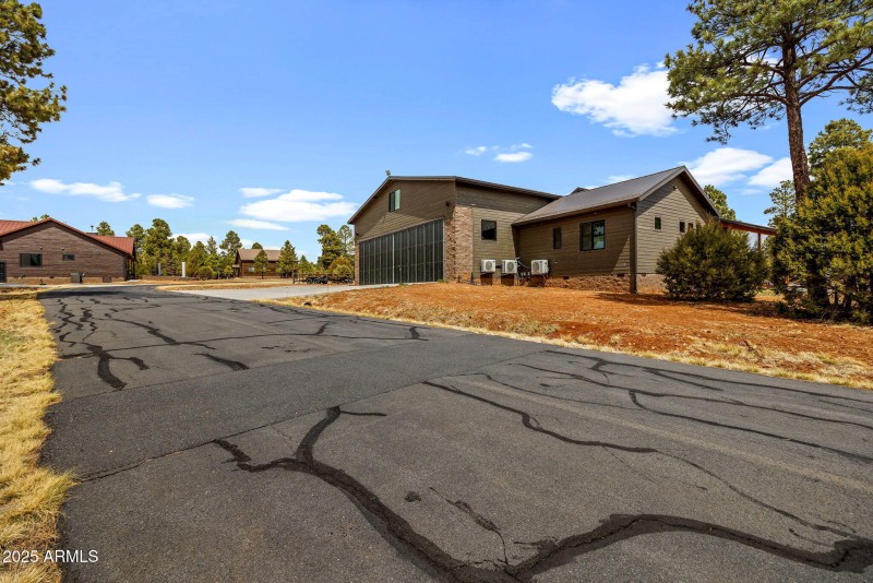 2270 Spitfire Circle