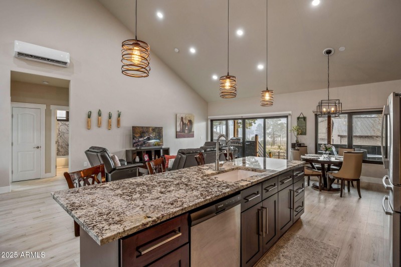 2270 Spitfire Circle