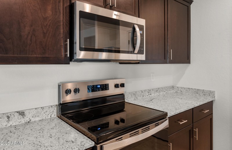 5 - Kitchen
