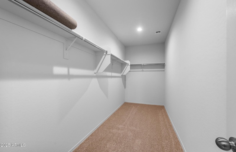 14 - Owner Closet