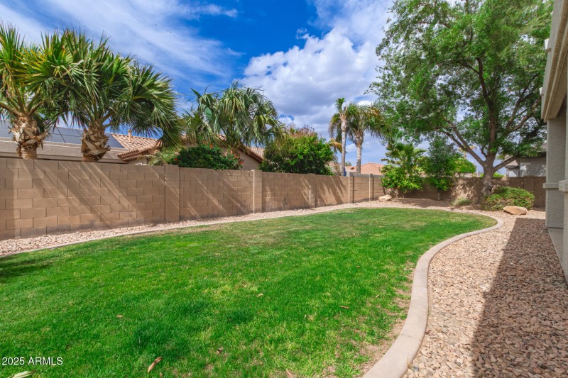 30 Hazeltine