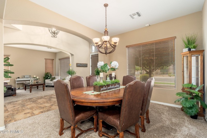 1074 E Carla Vista Ct - 08