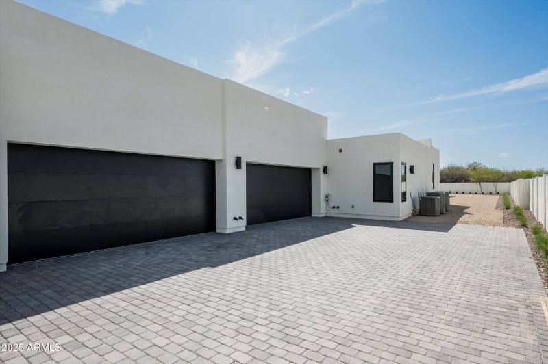 67-10220 N 66th St Paradise Valley-66