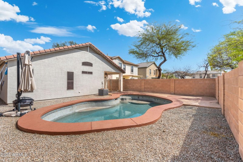 63-web-or-mls-DSC08242-HDR-Edit (2)