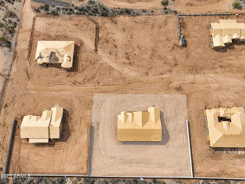Lot 3 - D