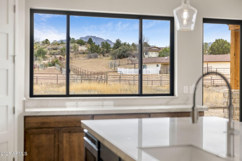 28-Kitchen View