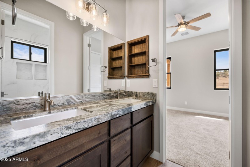 48-Jack and Jill Bathroom_1