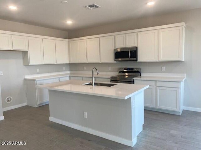 WP19 Lot 117 - Kitchen