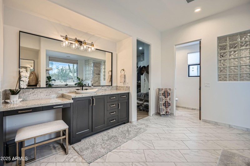 7975 E Dale Ln - MLS Sized - 023 - 34 Pr