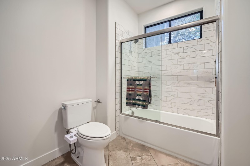 7975 E Dale Ln - MLS Sized - 033 - 45 Ba