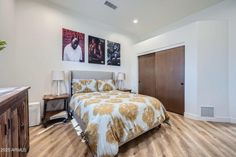 7975 E Dale Ln - MLS Sized - 035 - 47 Be