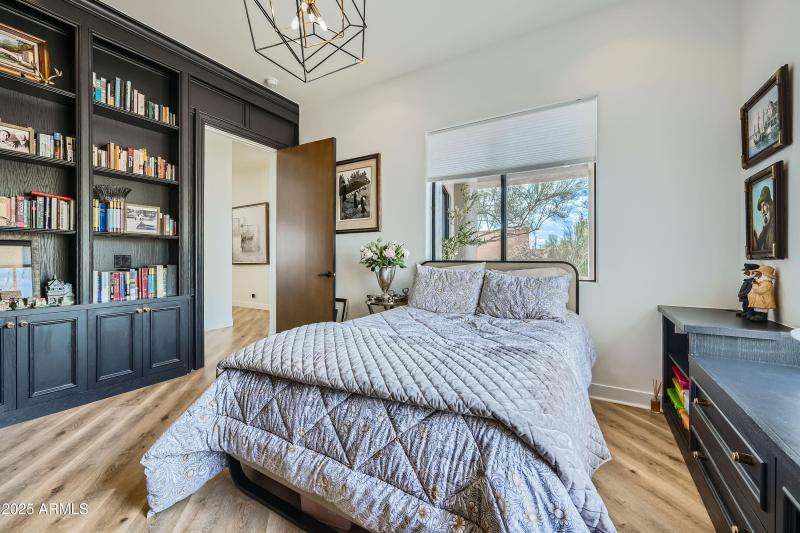 7975 E Dale Ln - MLS Sized - 037 - 49 Be