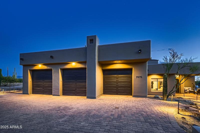 7975 E Dale Ln - MLS Sized - 048 - 07 Ex