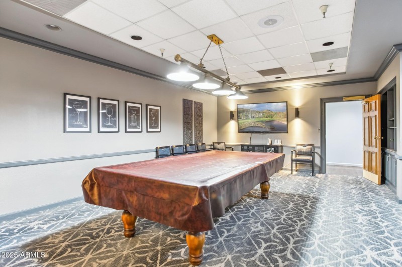 33-web-or-mls-10330-w-thunderbird-blvd-a