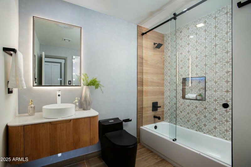 3RD BATHROOM