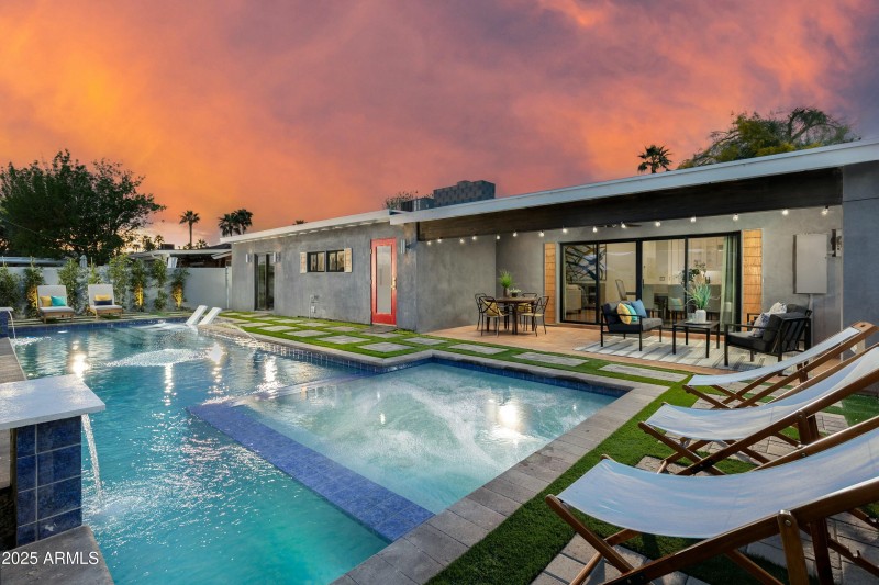 BACKYARD OASIS