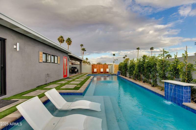 POOL, BAJA SHELF & SPA