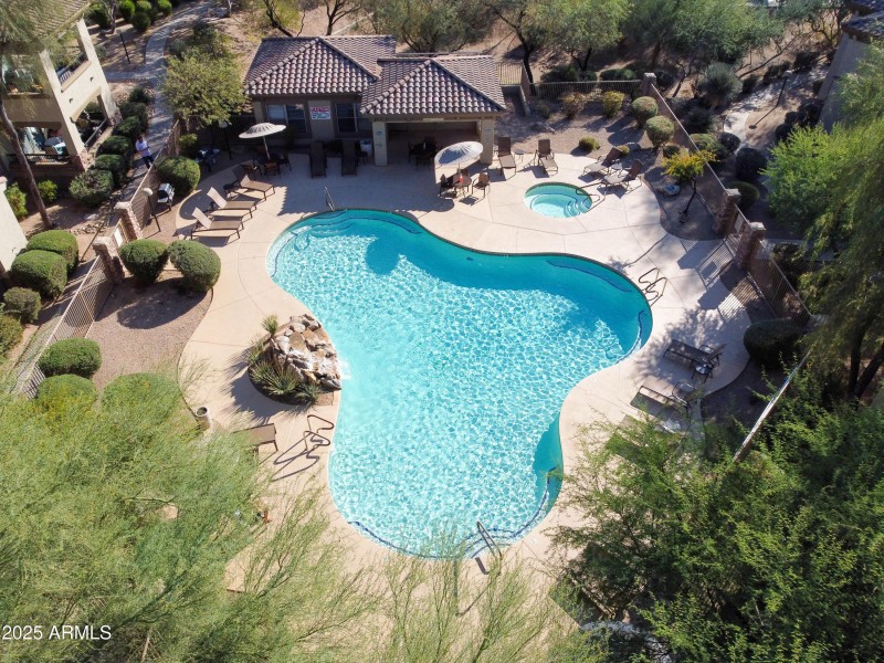 01 Community Pool