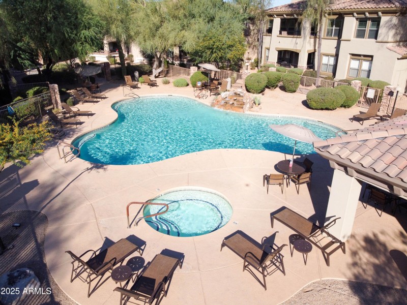 32 Community Pool