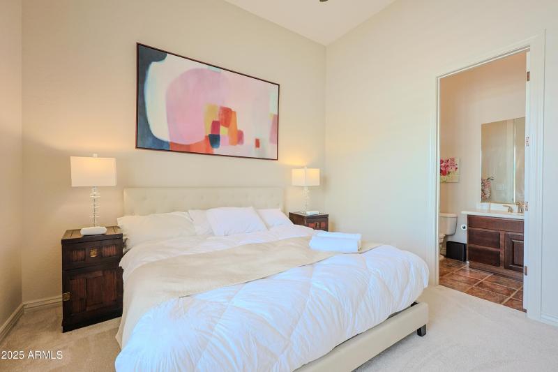 42405 N HARBOUR TOWN CT