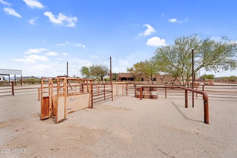 Roping Chute