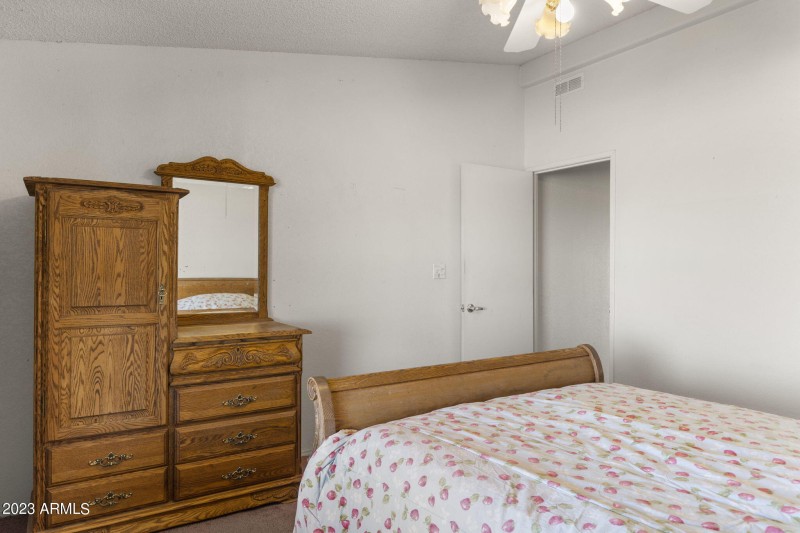 26-web-or-mls-20727-n-la-entrada-rd