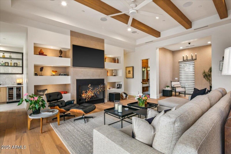 15-Living Areas