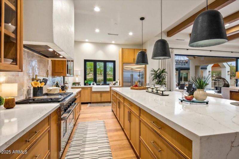 20-Kitchen Counter