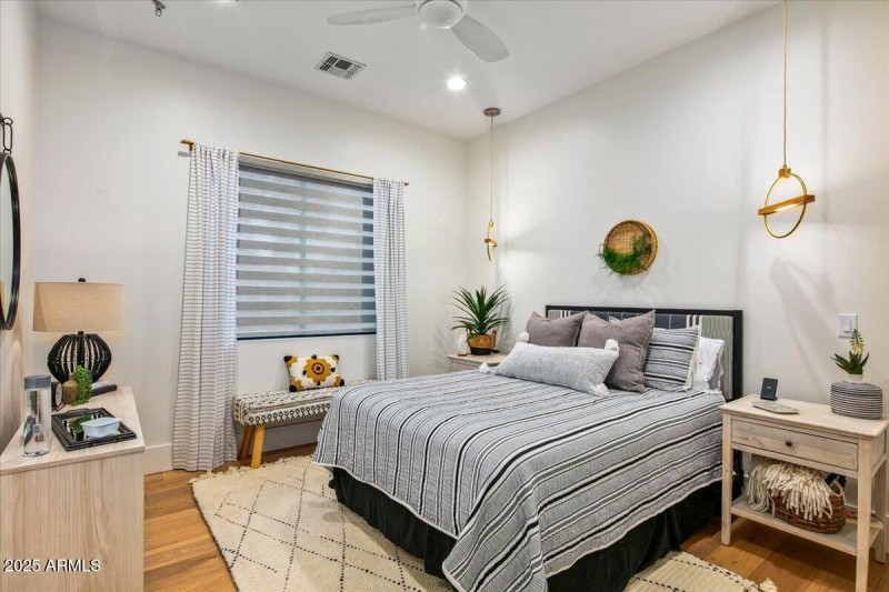 40-Bedroom Ensuite