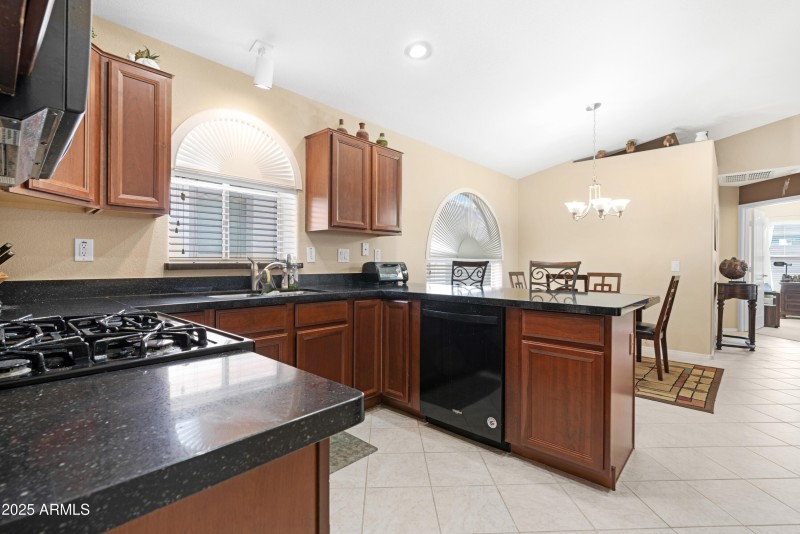 Kitchen 4