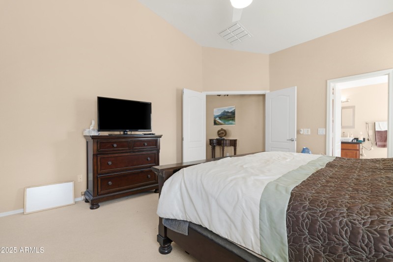 Master Bed 3