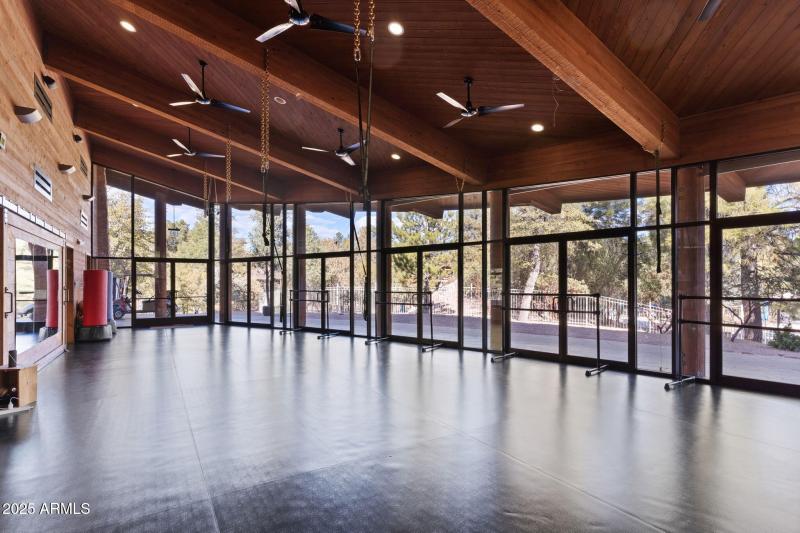 20250115173635052999000000-o