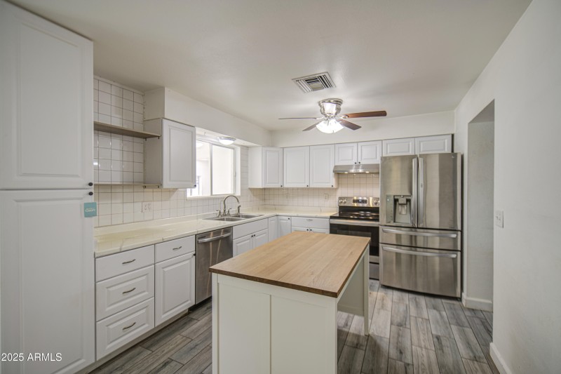 Kitchen 4