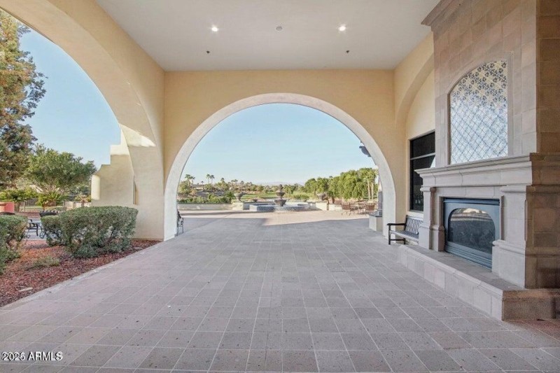 CB Breezeway