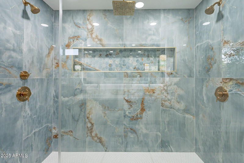 Walk in Shower